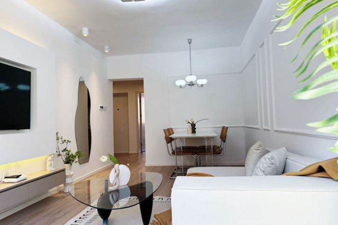1BR Apartment in Hongqiao CBD (L10)