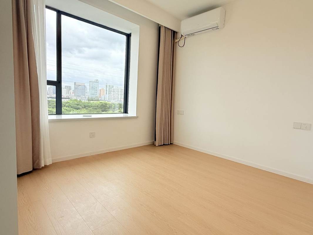 Housing image — Bedroom