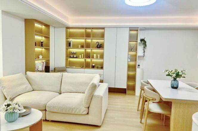 2BR Apartment in Xujiahui (L1/L9/L11)