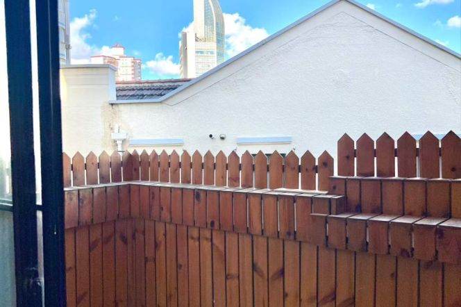 2BR Lane House in Old Xuhui (L9)