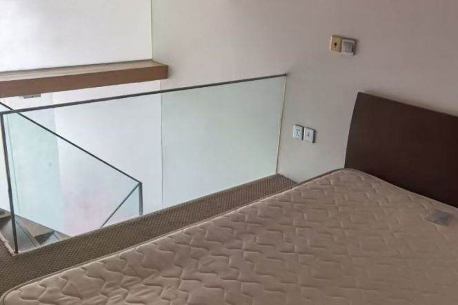 Spacious 1BR Apartment in Jing'an (L2/L12/L13)