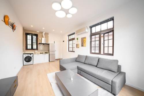 Housing image — Living Room