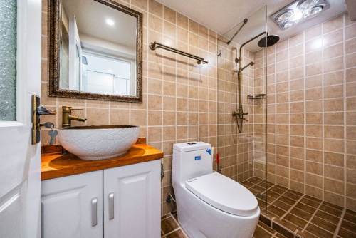 Housing image — Bathroom