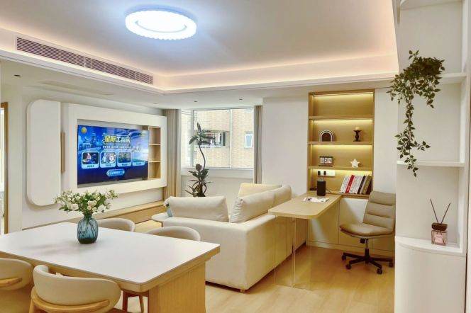 2BR Apartment in Xujiahui (L1/L9/L11)