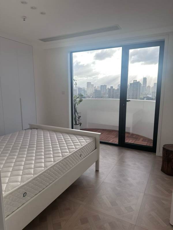 Housing image — Bedroom