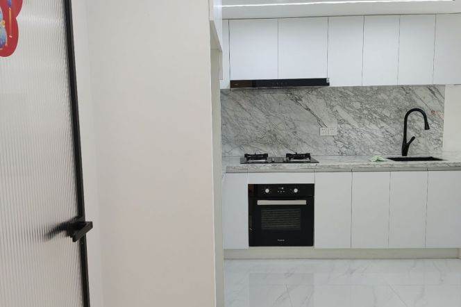 2BR Apartment at Oriental Manhattan (L1/L9/L11)