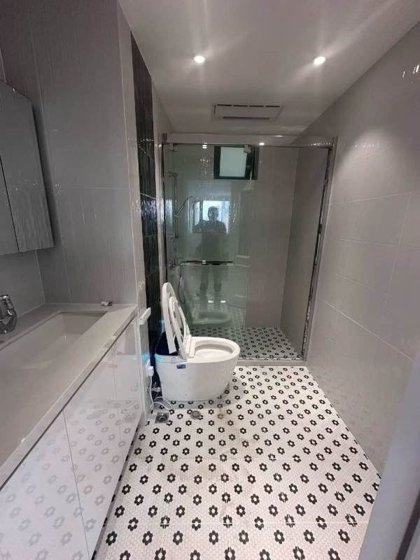 Housing image — Bathroom