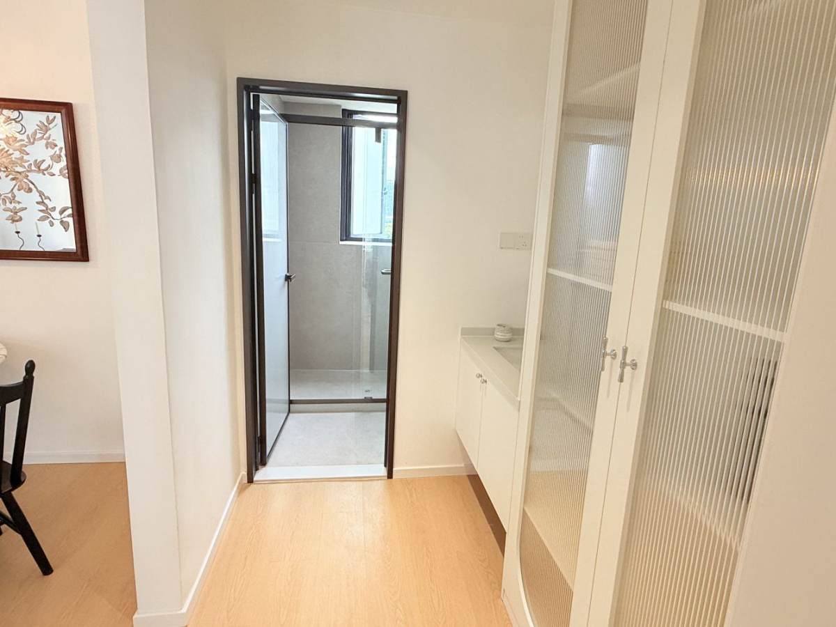 Housing image — Bathroom