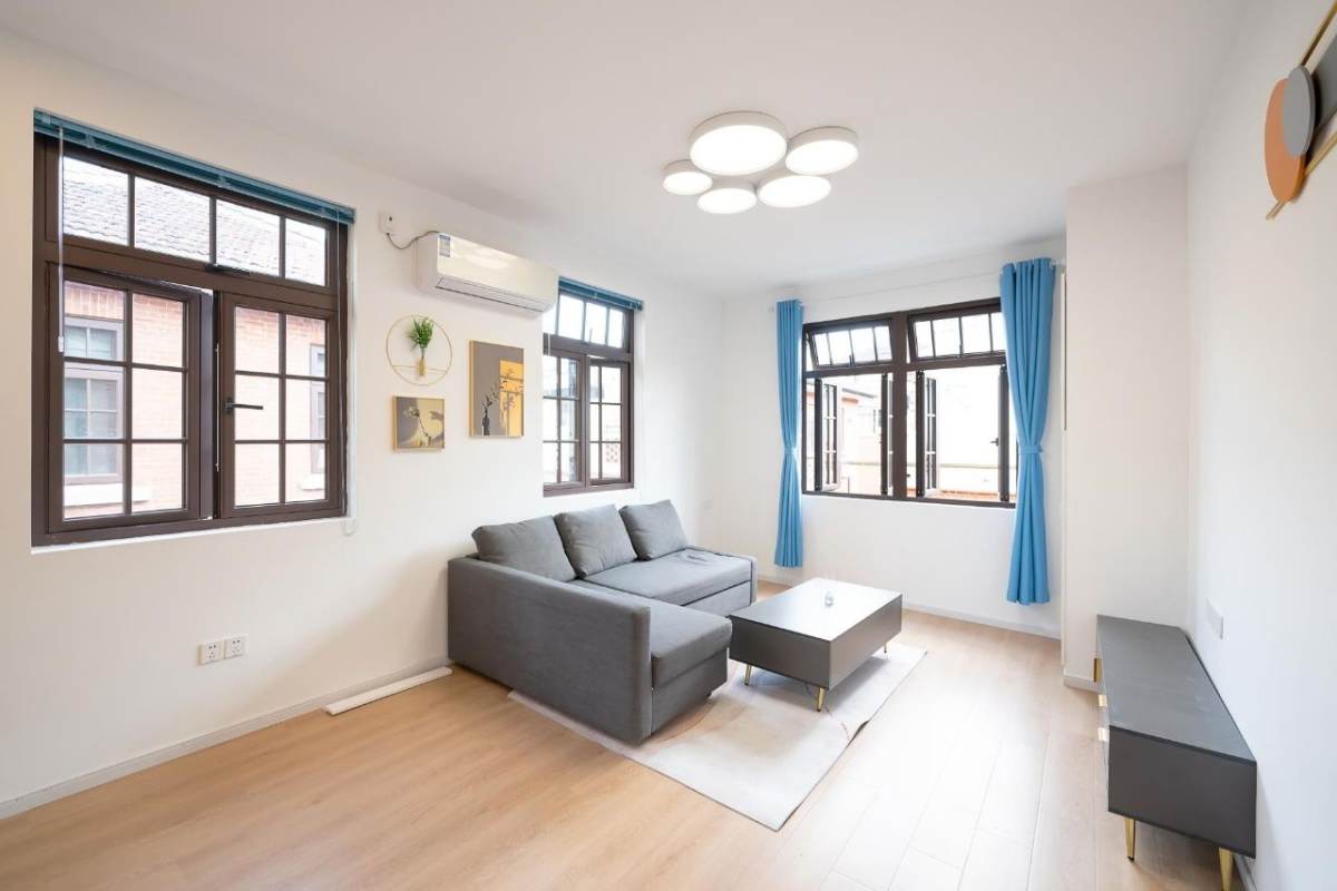 Housing image — Living Room