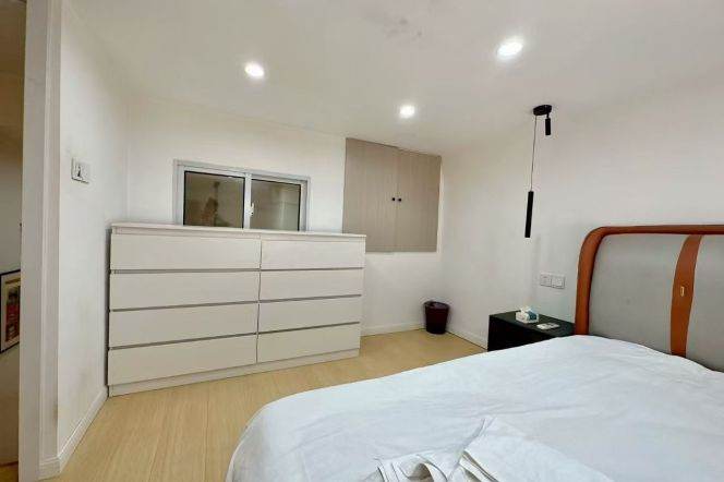 1BR Lane House at Jing'an Villa (L2/L12/L13)