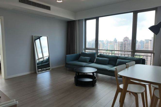 High-Floor Spacious 1BR Apartment at Yunhe Garden