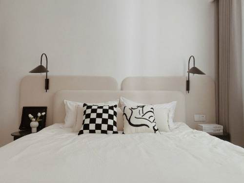 Housing image — Bedroom