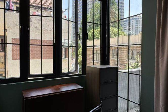 2BR Lane House in Jing'an