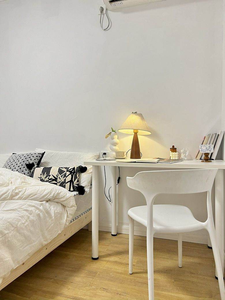 Housing image — Bedroom