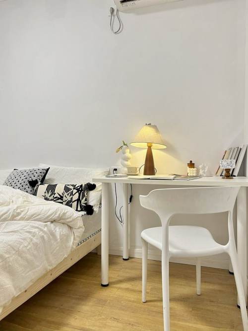 Housing image — Bedroom