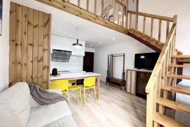 1BR Lane House in Jing'an (L7)