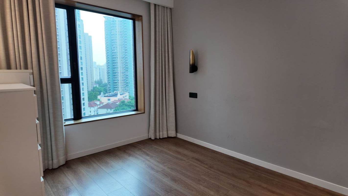 Housing image — Bedroom