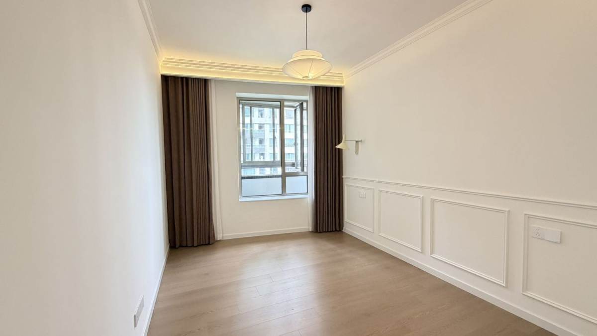 Housing image — Bedroom