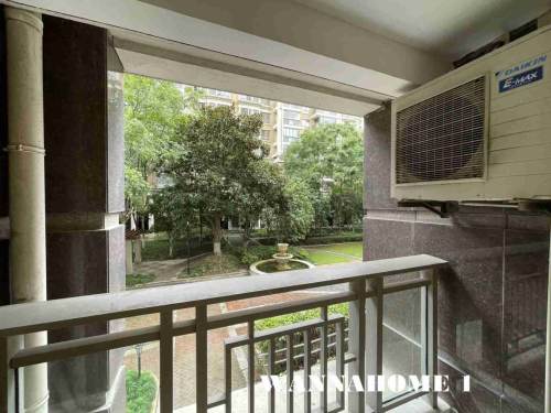 Housing image — Balcony
