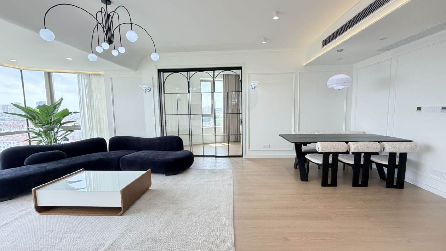Housing image — Living Room