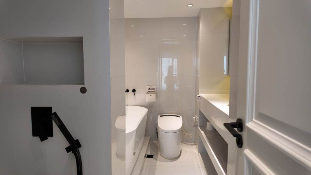 Housing image — Bathroom