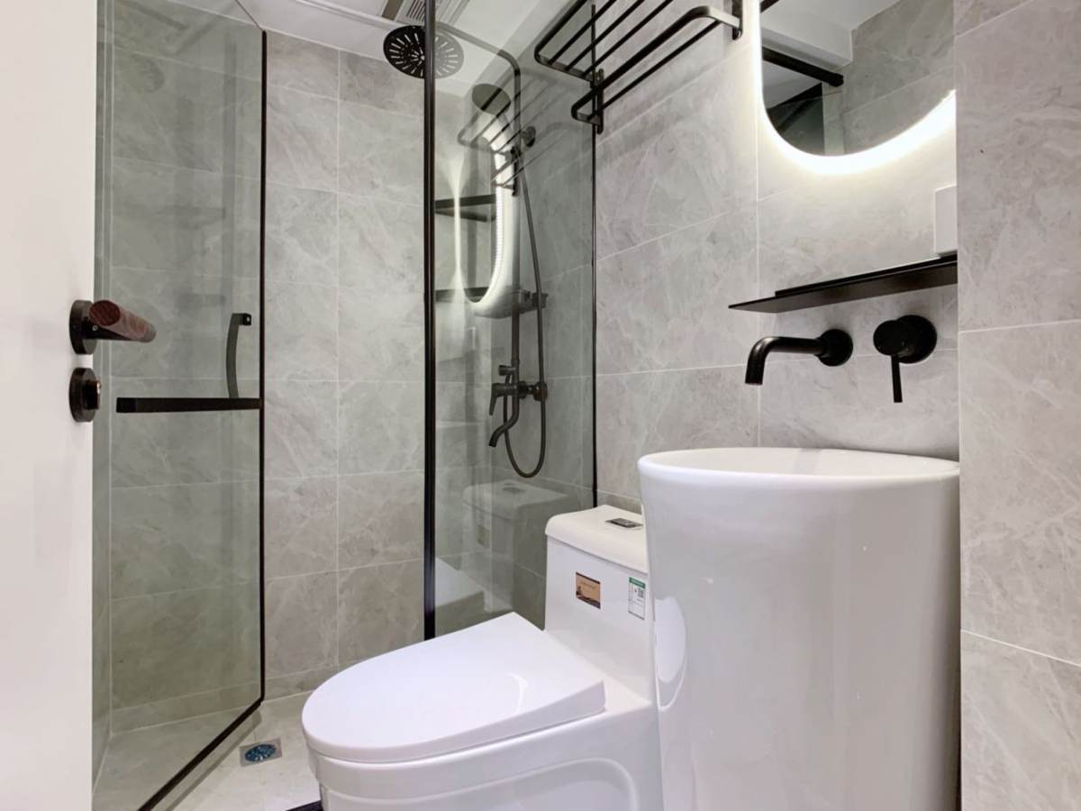 Housing image — Bathroom
