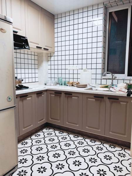 Housing image — Kitchen
