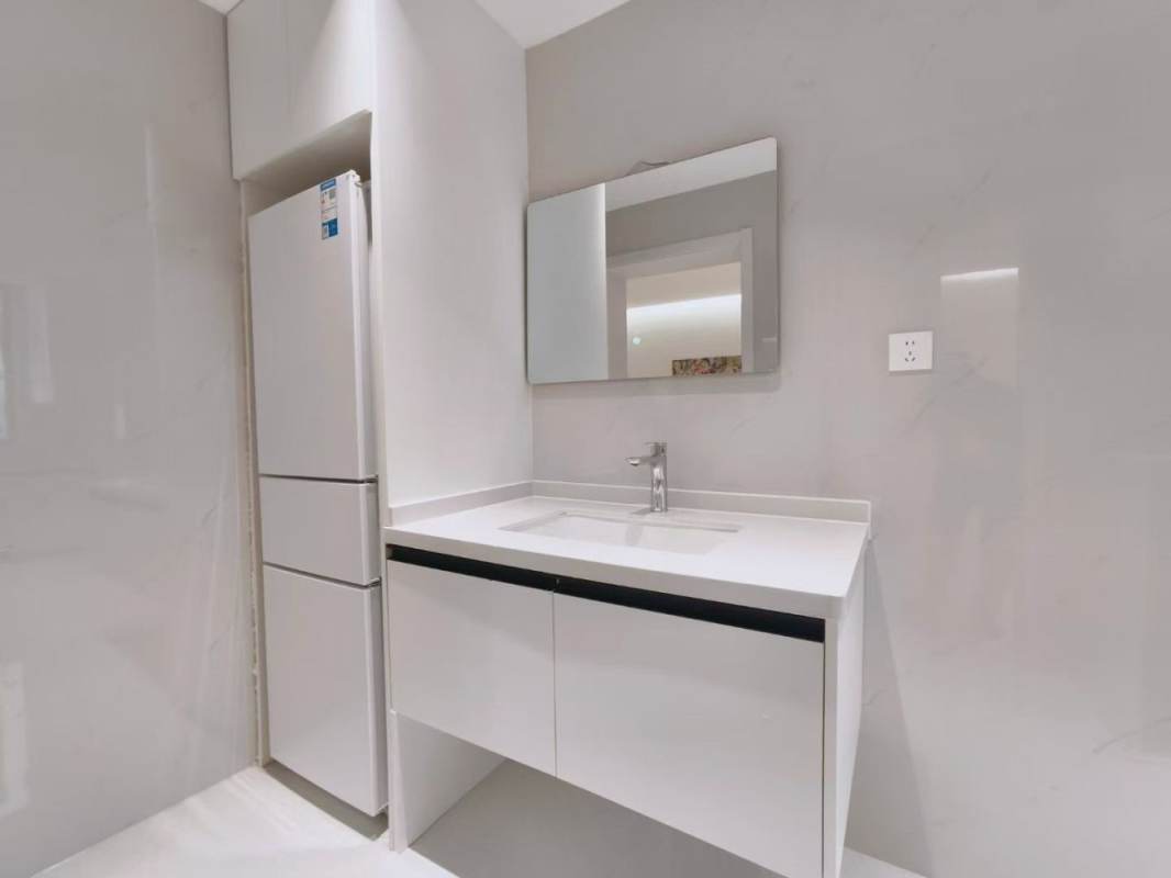 Housing image — Bathroom