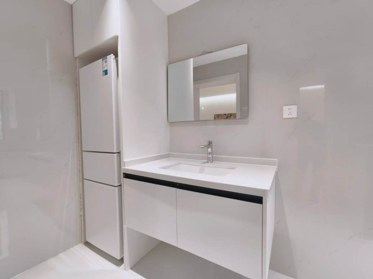 Housing image — Bathroom
