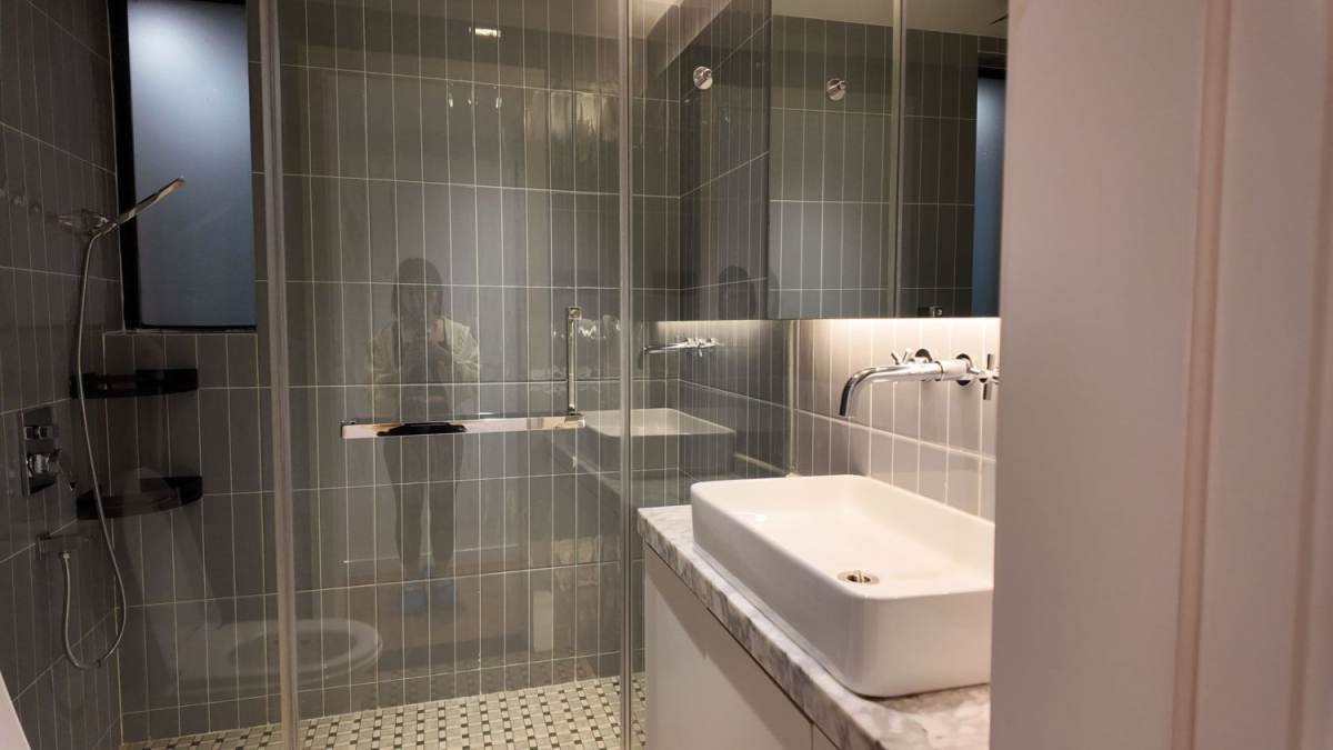 Housing image — Bathroom