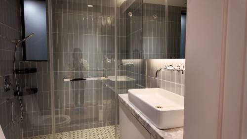 Housing image — Bathroom