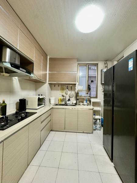 Housing image — Kitchen