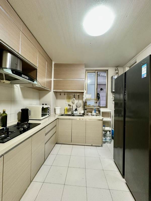 Housing image — Kitchen