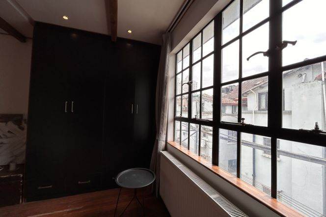 2BR Lane House near South Shaanxi Rd Metro with Terrace (L1/L10/L12/L13)