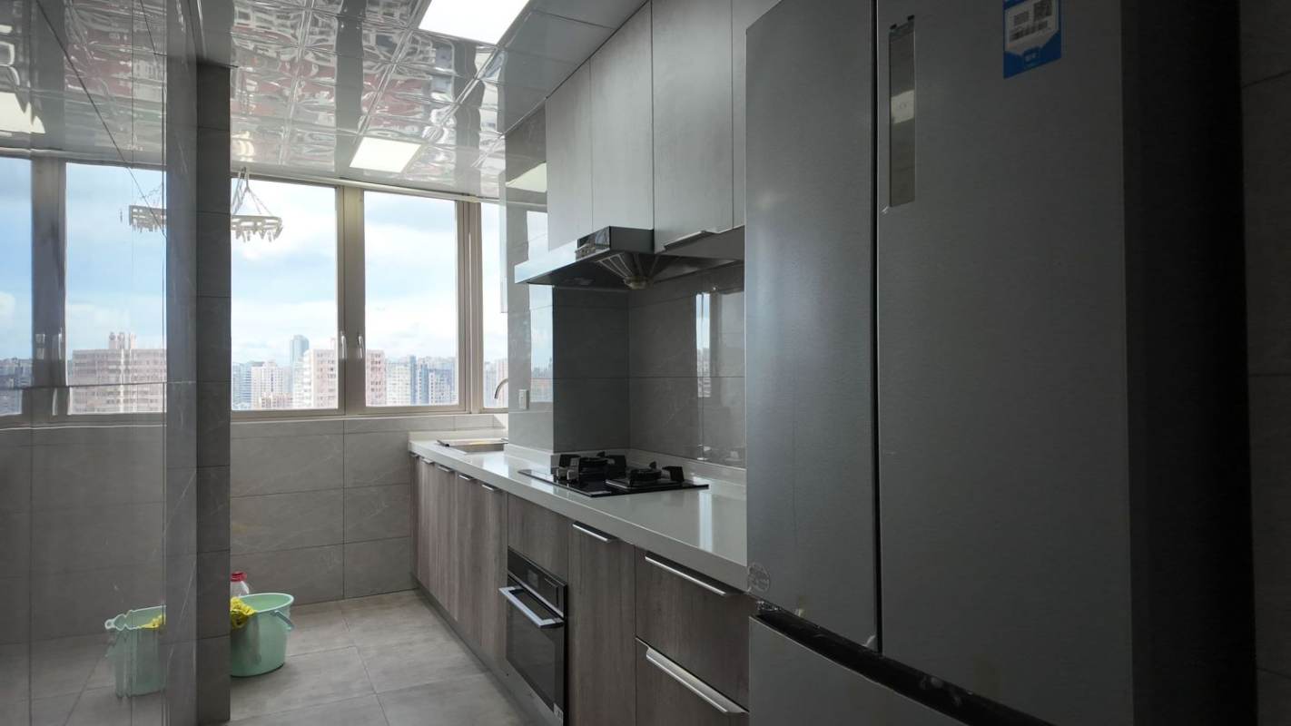 Housing image — Bathroom