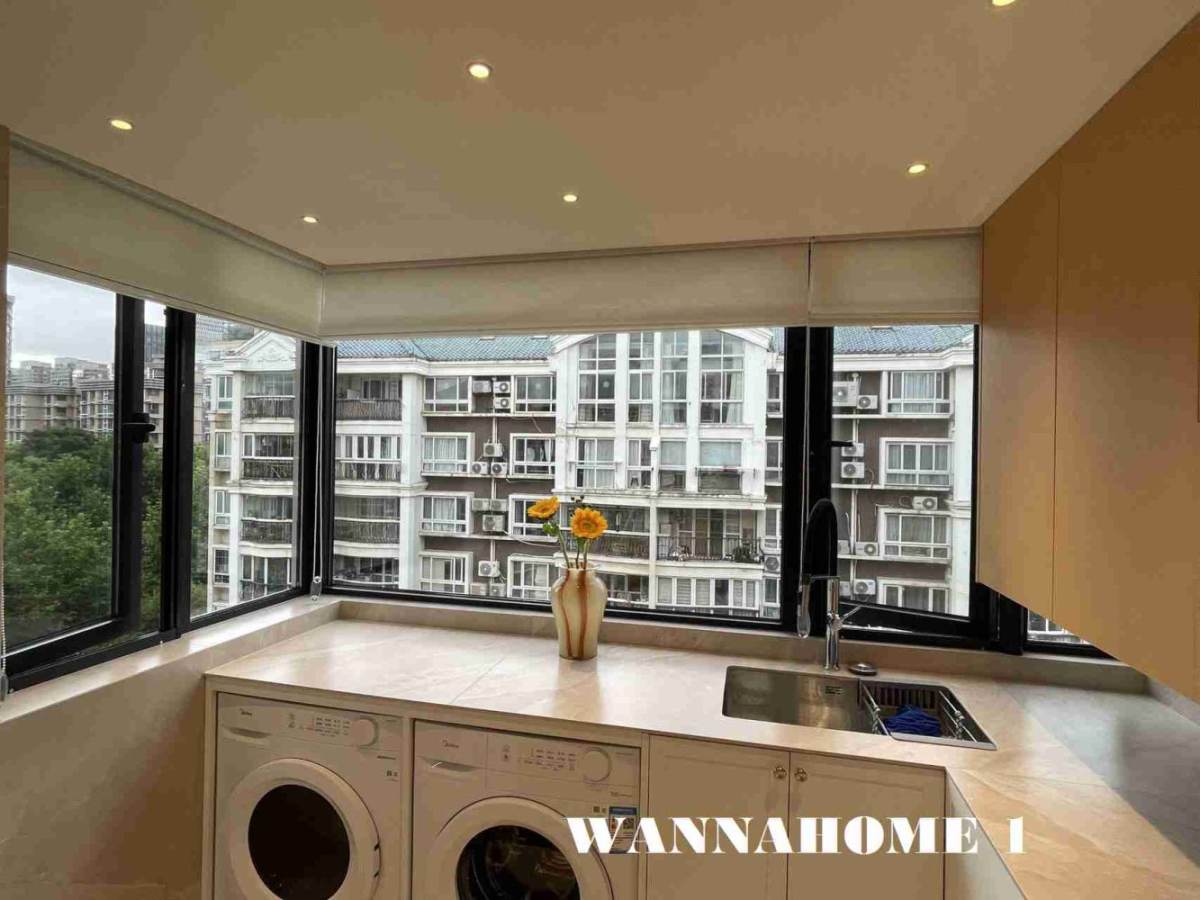 Housing image — Kitchen