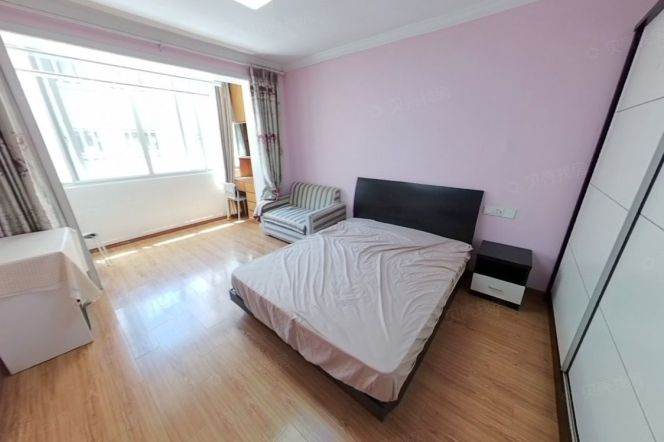 1BR Apartment in Xujiahui (L3/L4/L10)