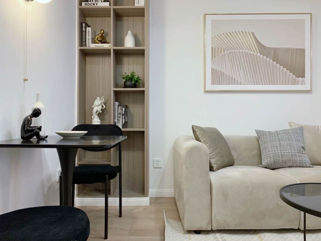 Housing image — Living Room