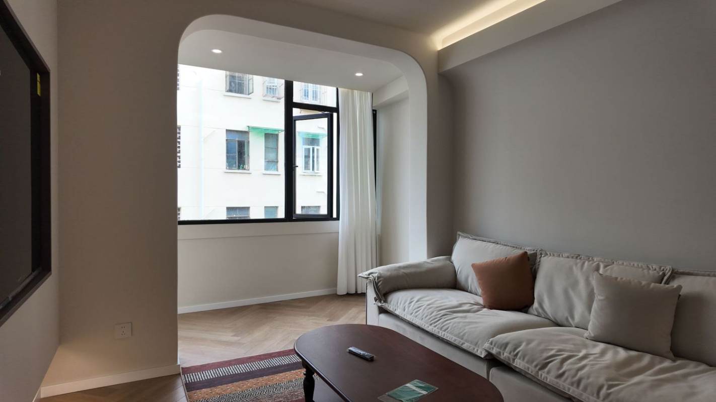 Housing image — Living Room