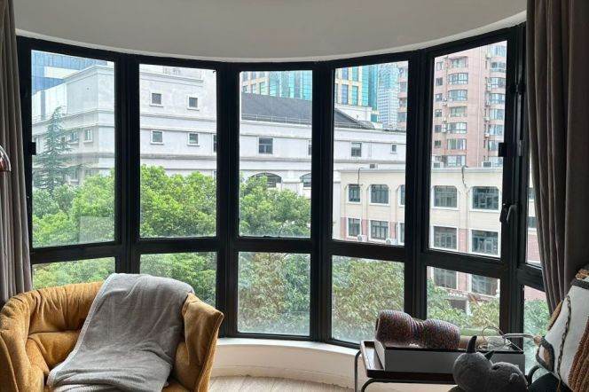 2BR Apartment at Shanghai Grand Plaza (Compound) with Green View