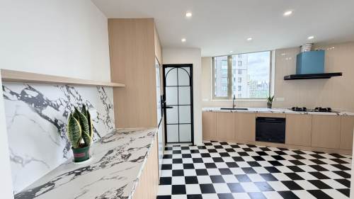 Housing image — Kitchen