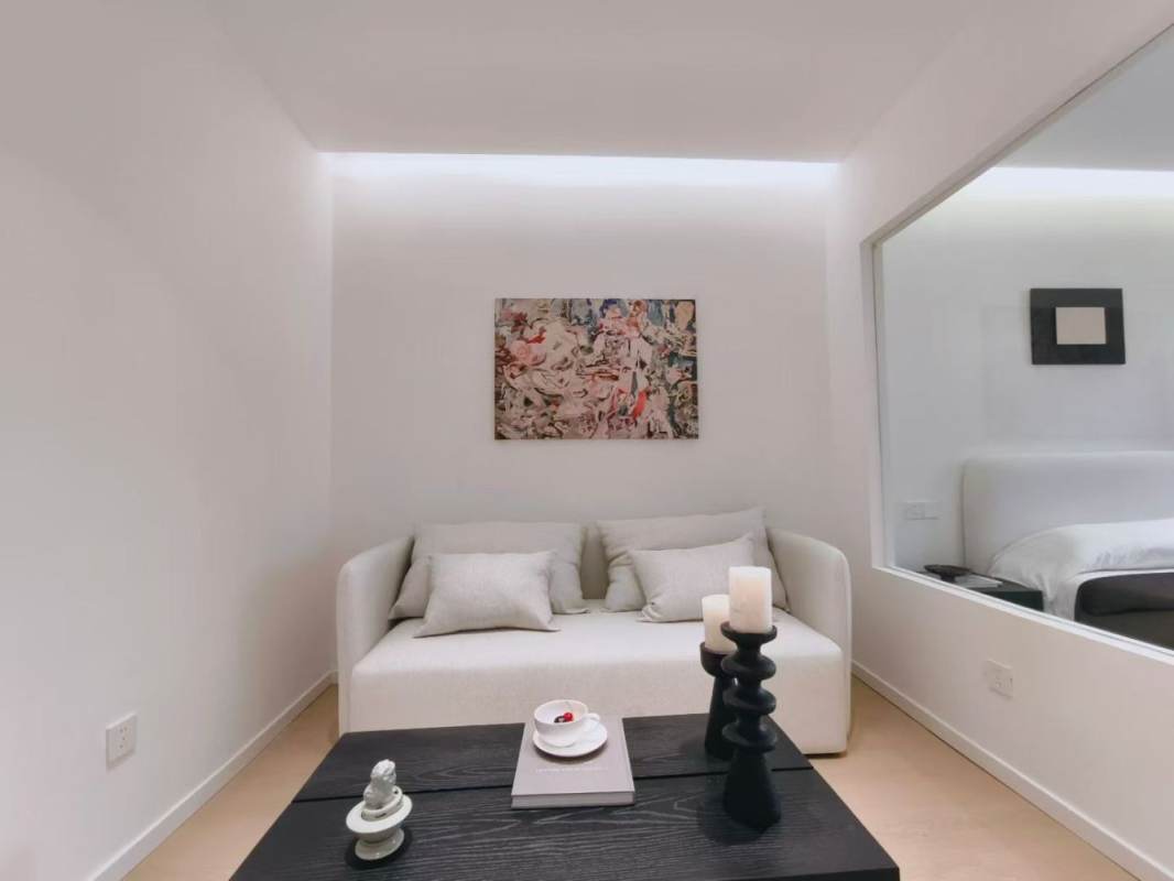 Housing image — Living Room