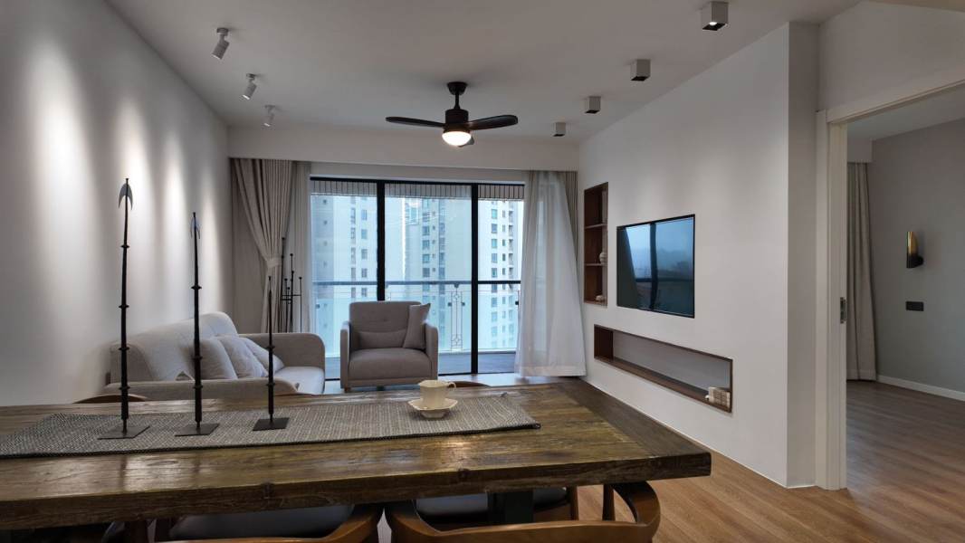 Housing image — Dining Area