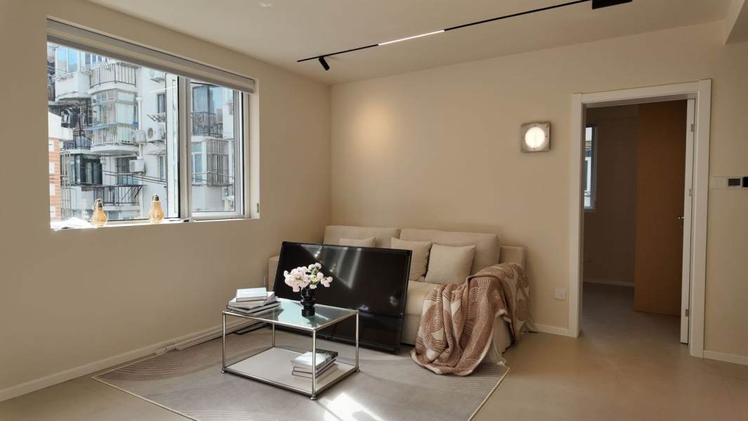 Housing image — Living Room