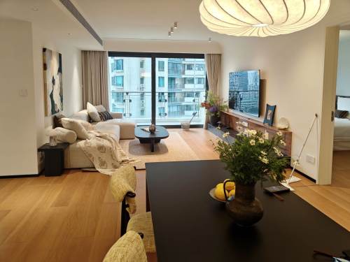 Housing image — Living Room