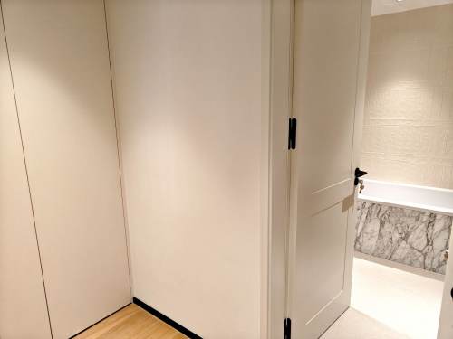 Housing image — Bathroom
