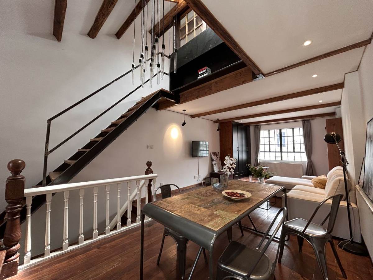 Housing image — Living Room