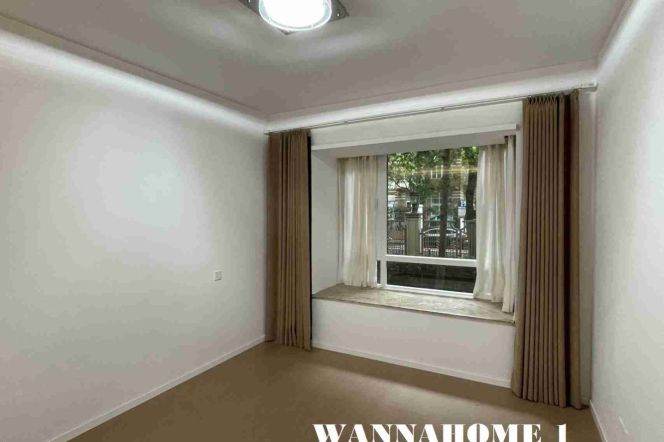 Spacious 3BR Apartment in Gubei (L10/L15)