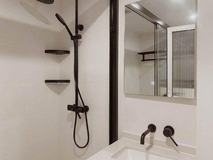 Housing image — Bathroom
