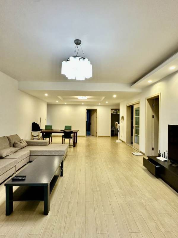 Housing image — Living Room
